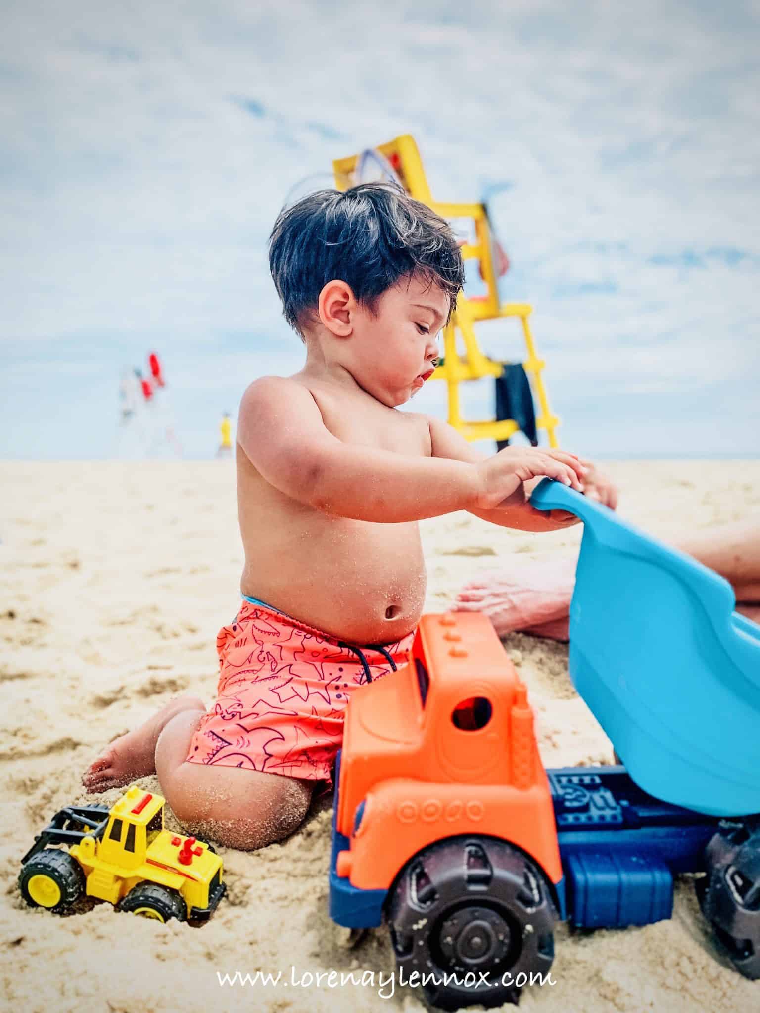Essential Items for a Successful Pool Day with Your Toddler