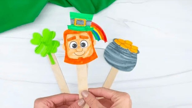 22. Popsicle Stick St. Patrick’s Day Puppets - With Simple Everyday Mom“If you have kids at home who love to play pretend, these popsicle stick St. Patrick’s day puppets are the perfect activity for them to do!”